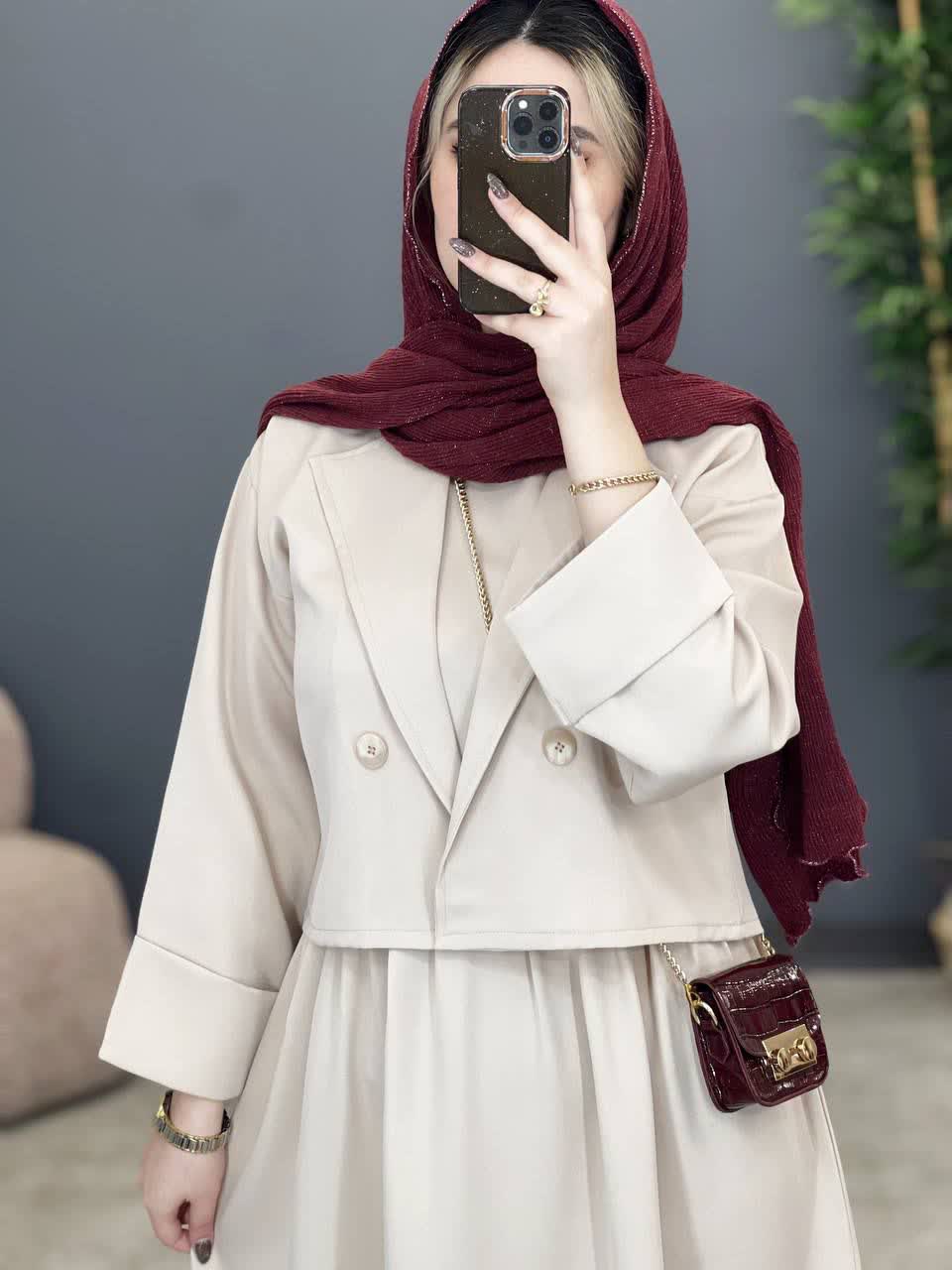 1288- کت و سارافون طهورا