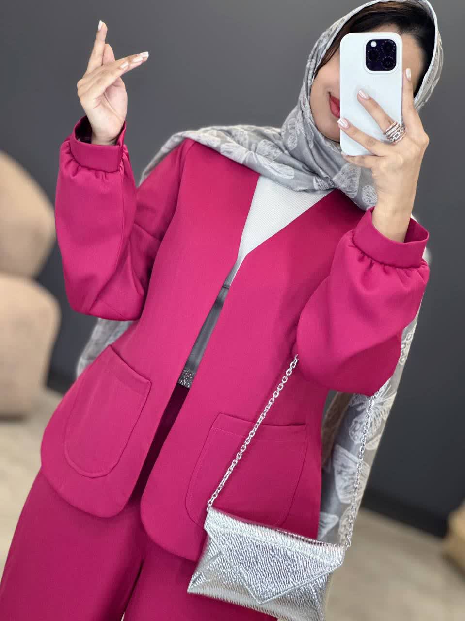 1302- کت و شلوار کاترین