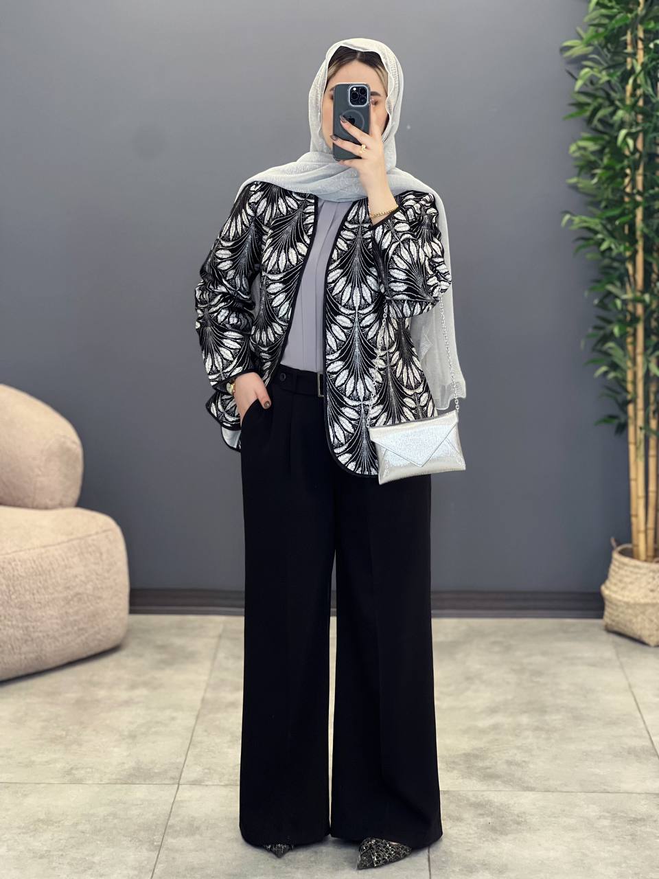 1314- کت طاووس