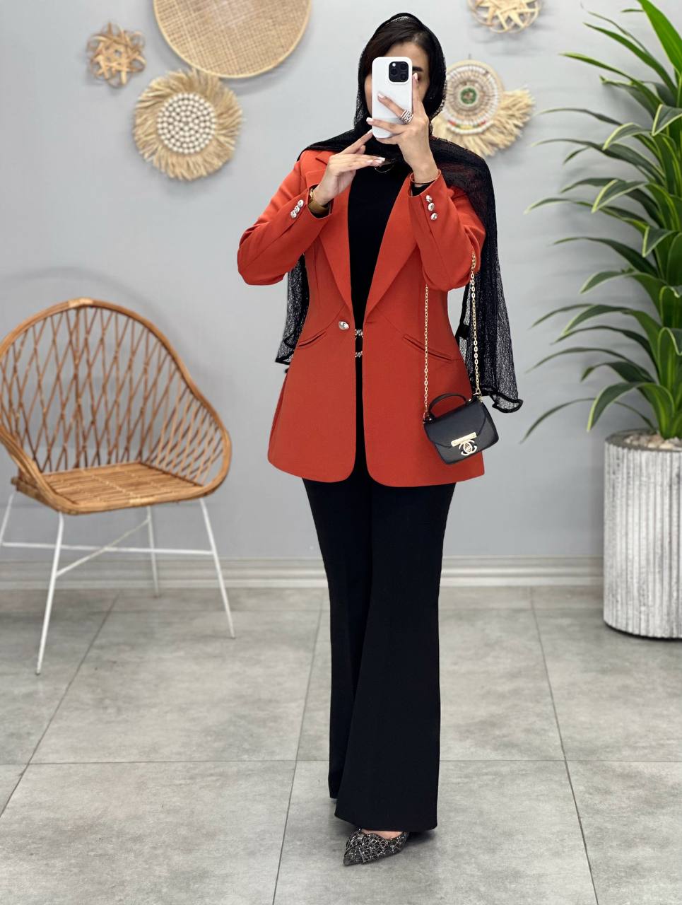 1341- کت ماندانا