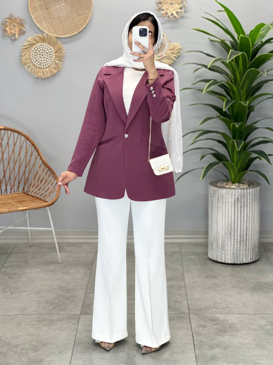 1341- کت ماندانا