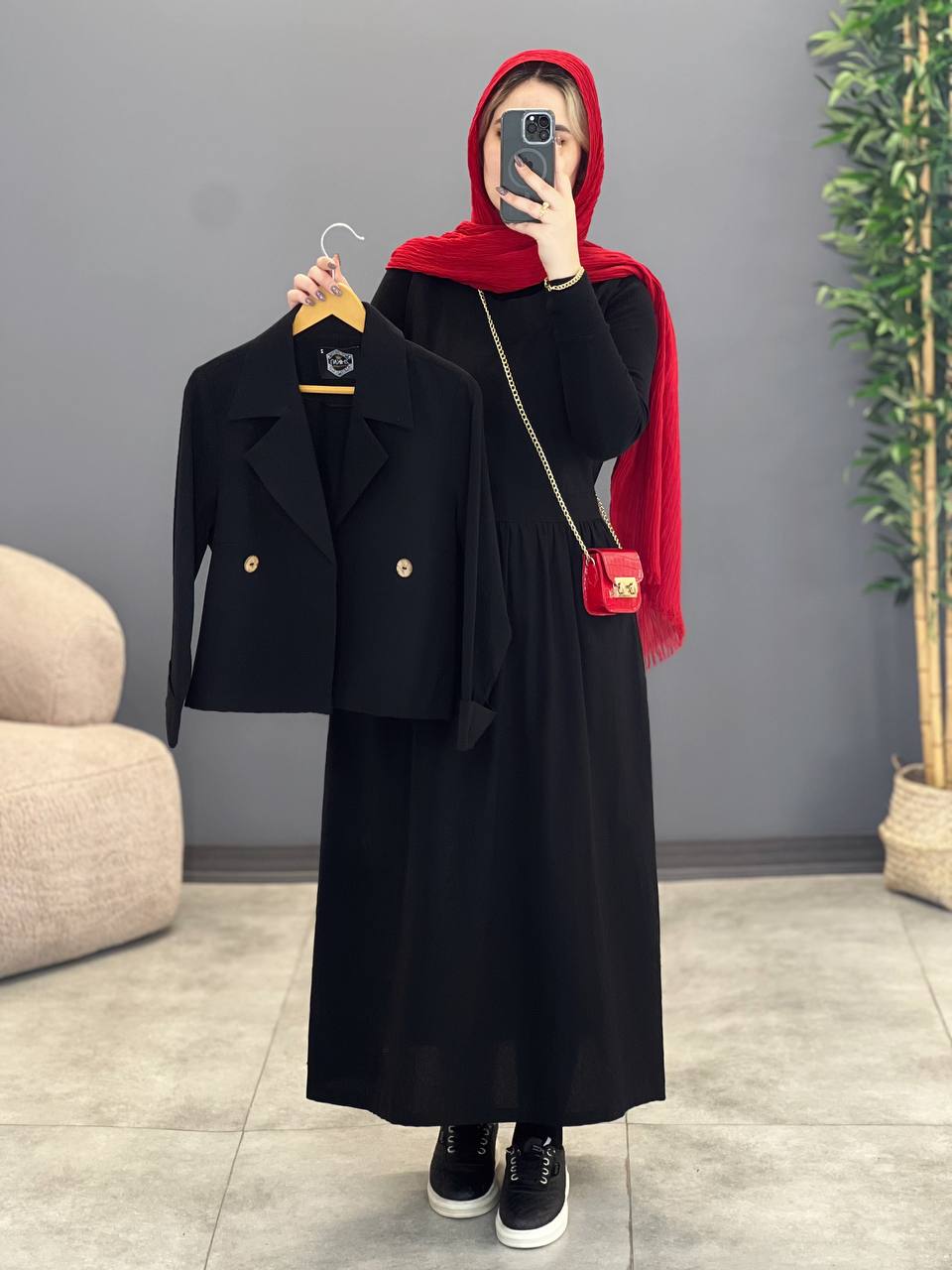 1339- کت و سارافون لینن