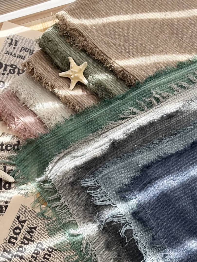 1361-شال کنفی پولکی