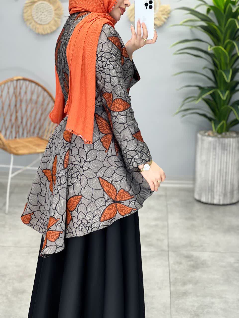 1367- مانتو مزونی سوین