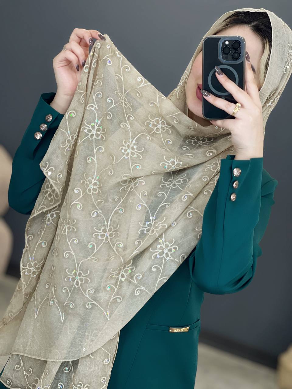 1368- شال مجلسی سنگدوزی