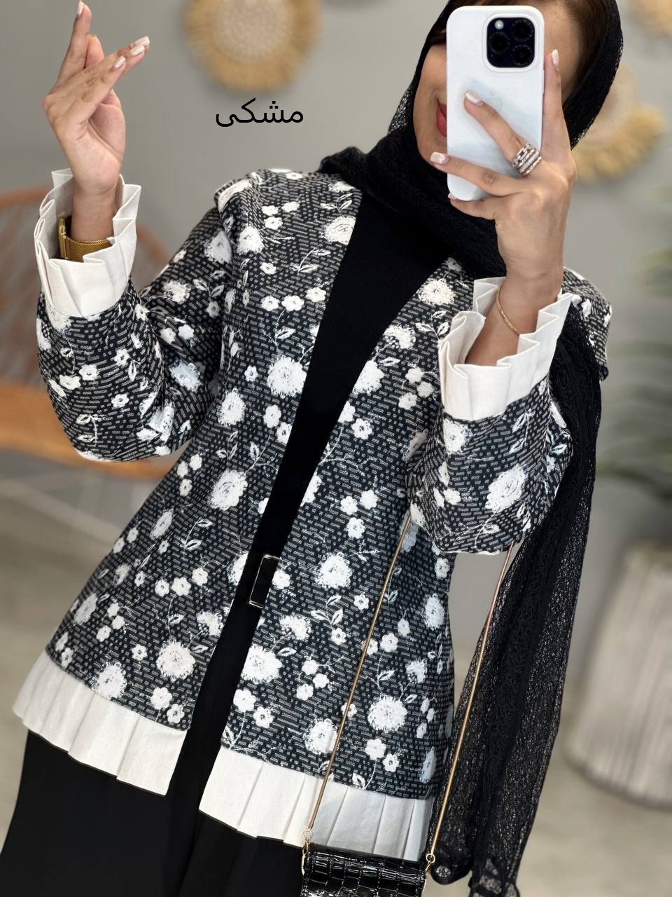 1373_ کت عروسکی پلیسه