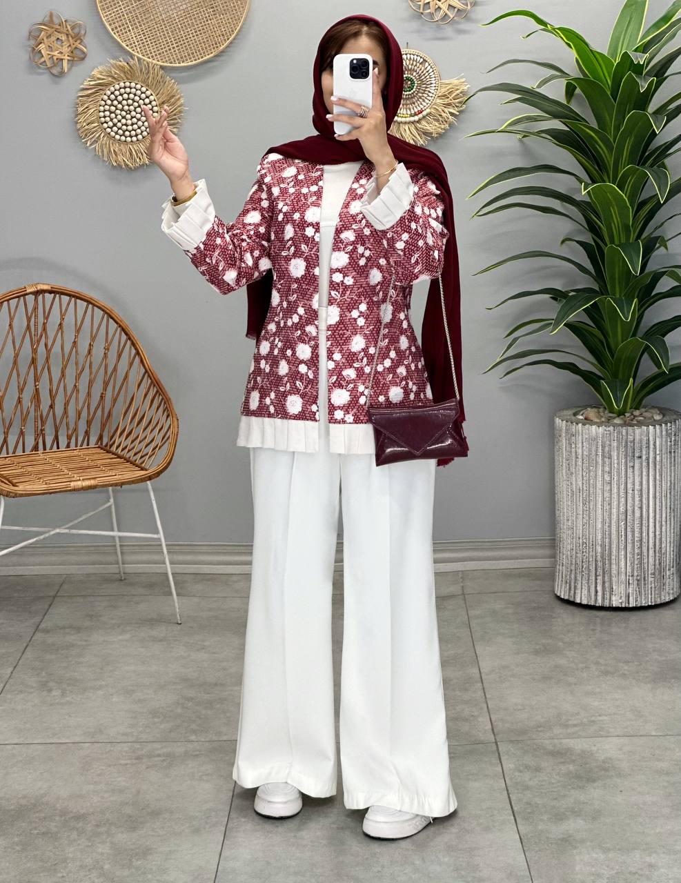 1373_ کت عروسکی پلیسه