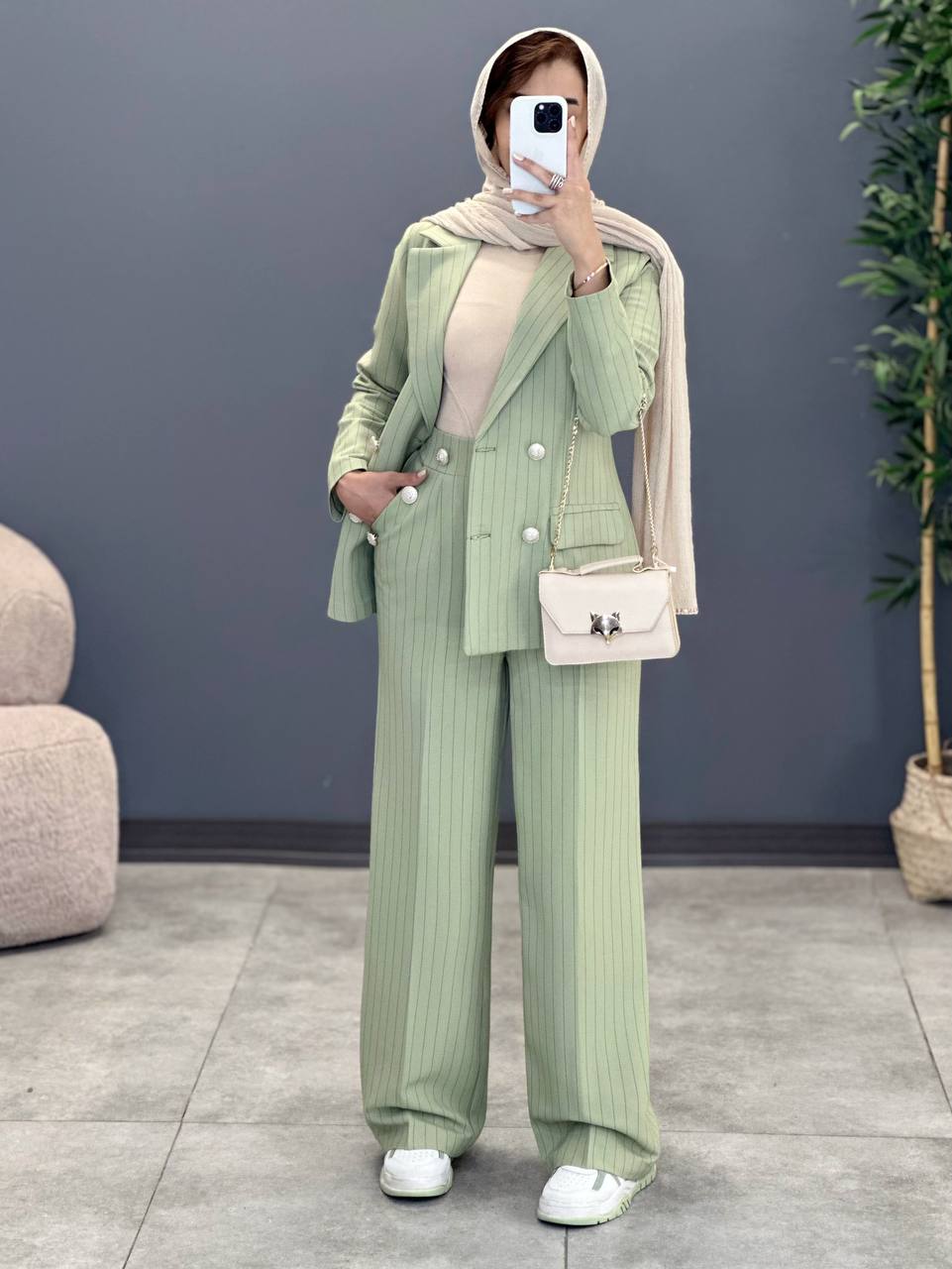 1383- کت و شلوار مارال