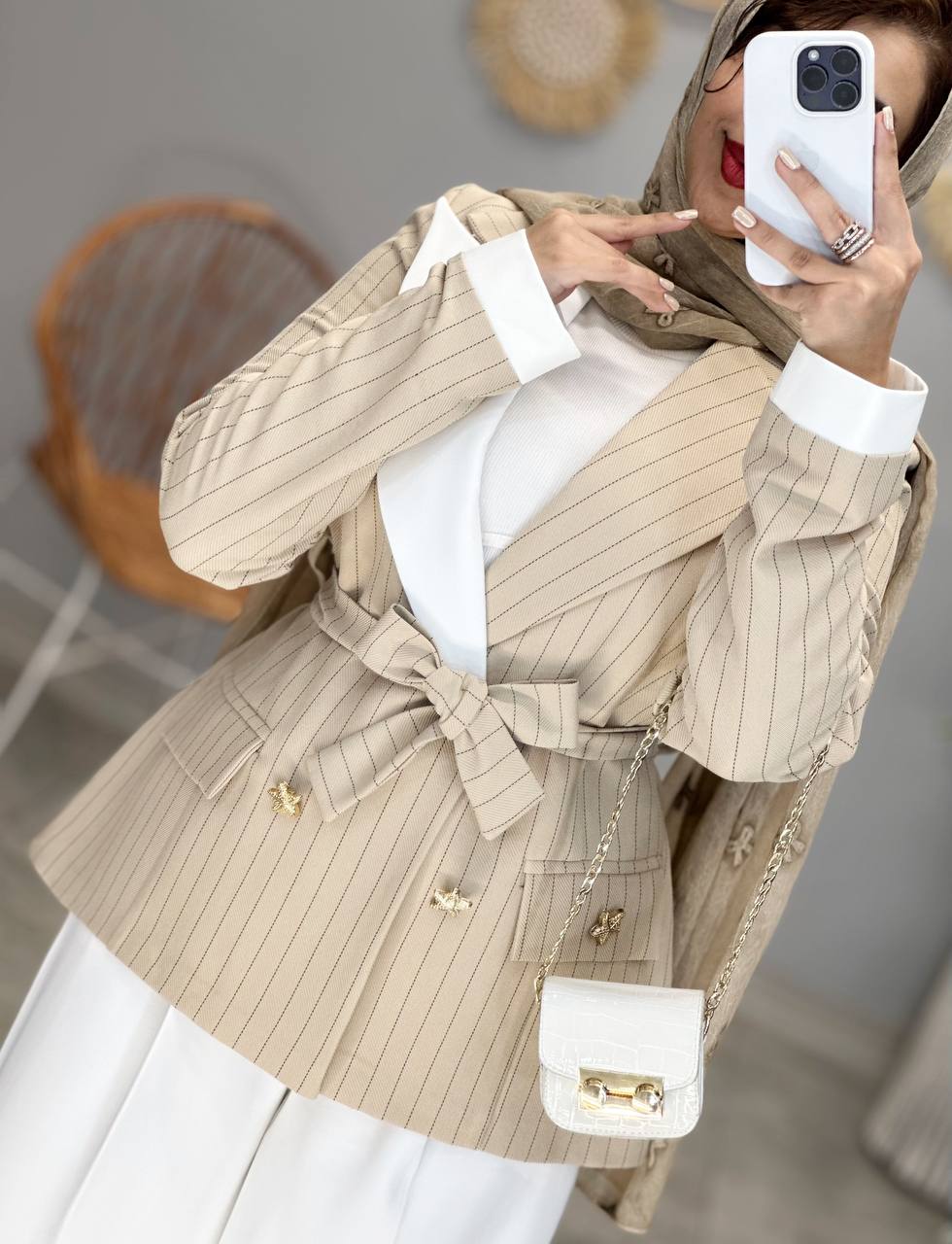 1384- کت دیپلمات ژاکان