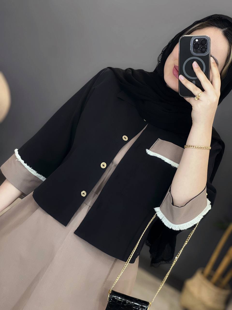 1390- کت و سارافون حنا