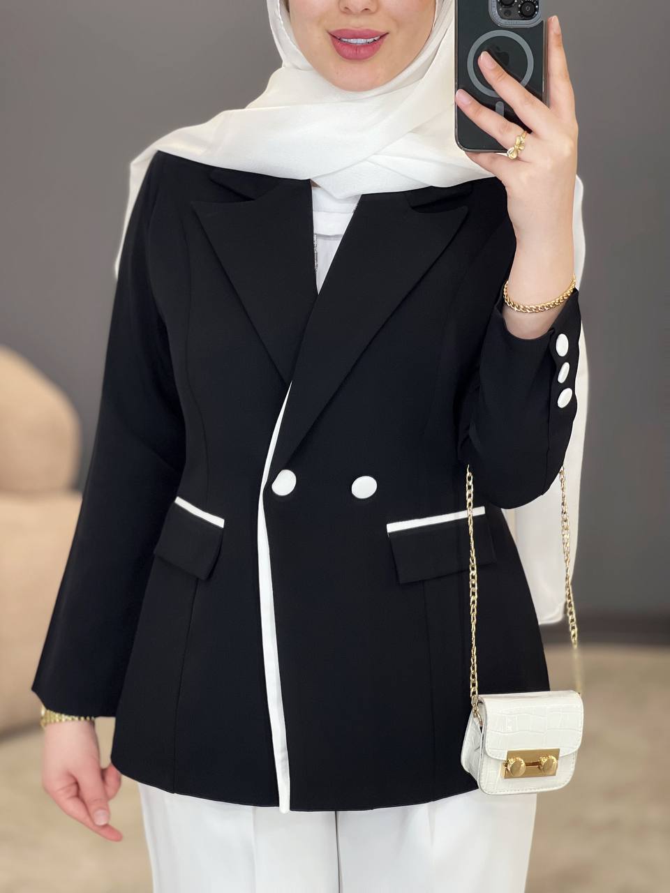 1414-کت تابان