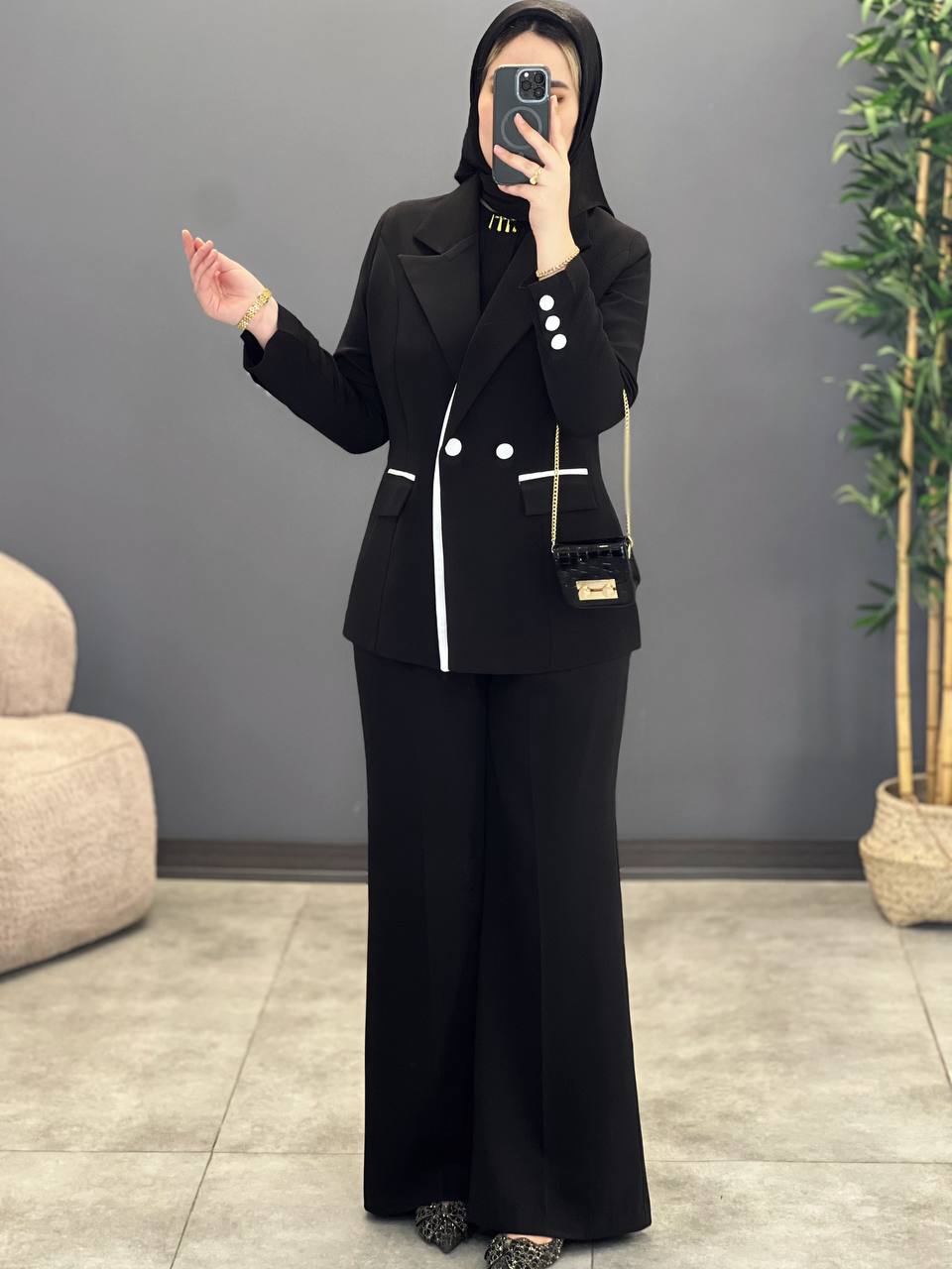 1414-کت تابان