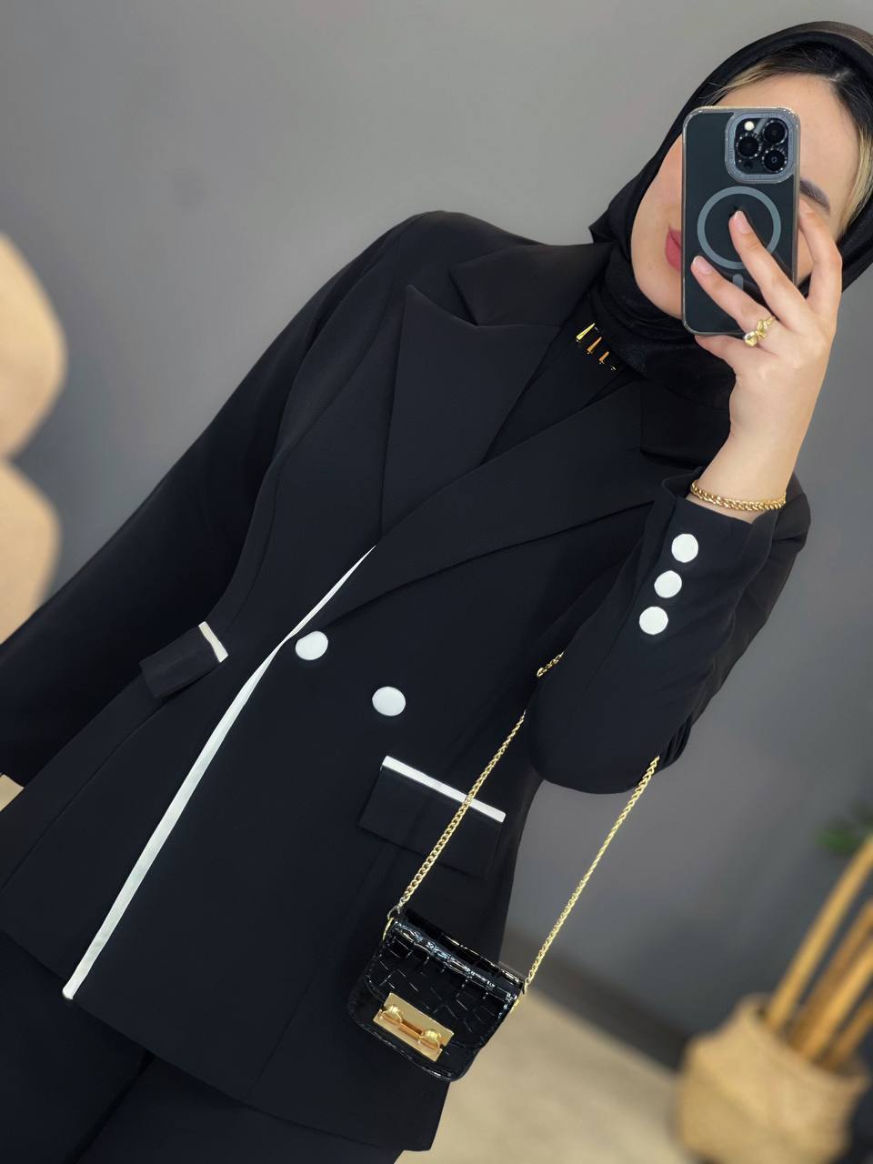 1414-کت تابان