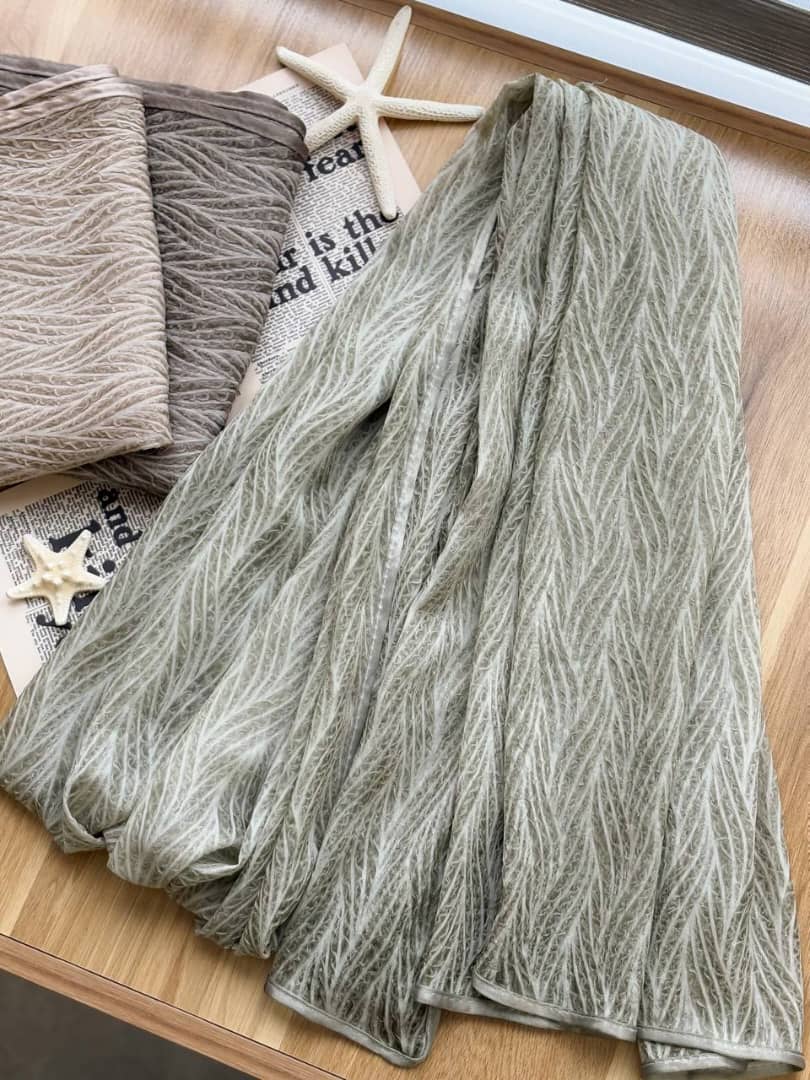 1427- شال حریر پفکی ستاره