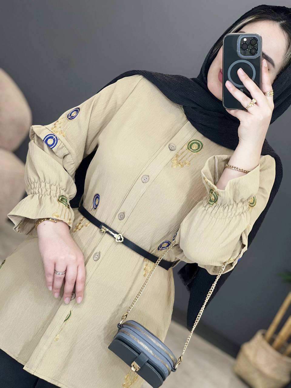 1452- شومیز آستین چین دار