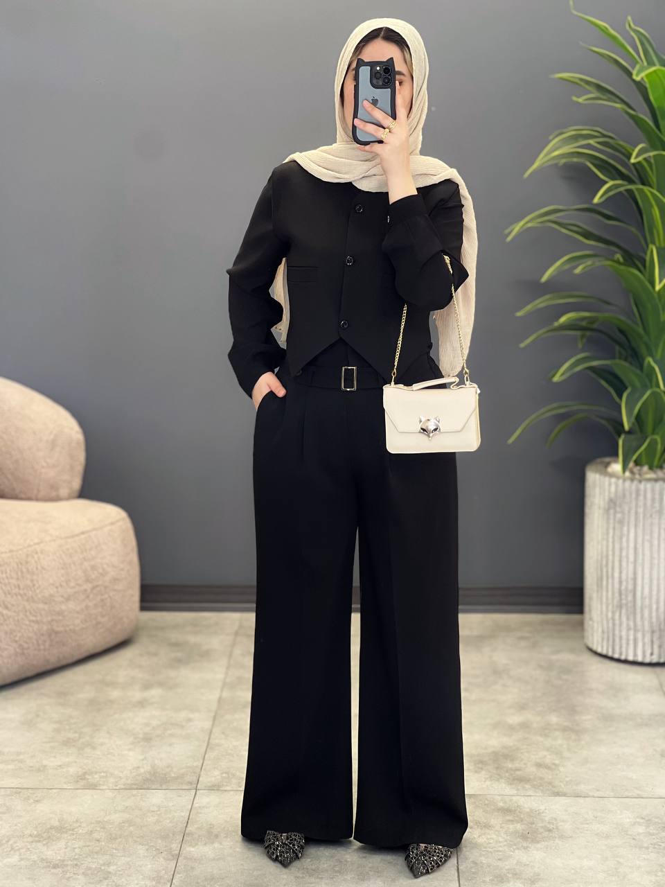 1499- دو تیکه چیکا