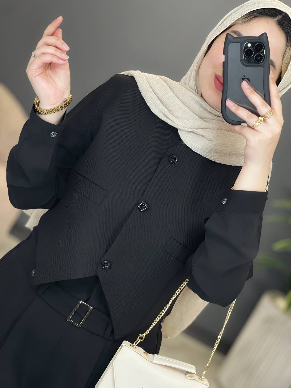 1499- دو تیکه چیکا