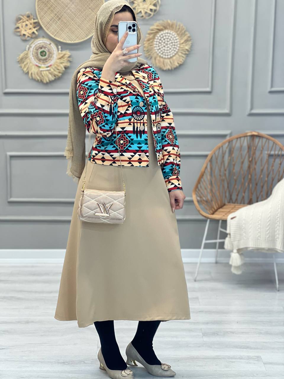 1503- کت و سارافون توتیا