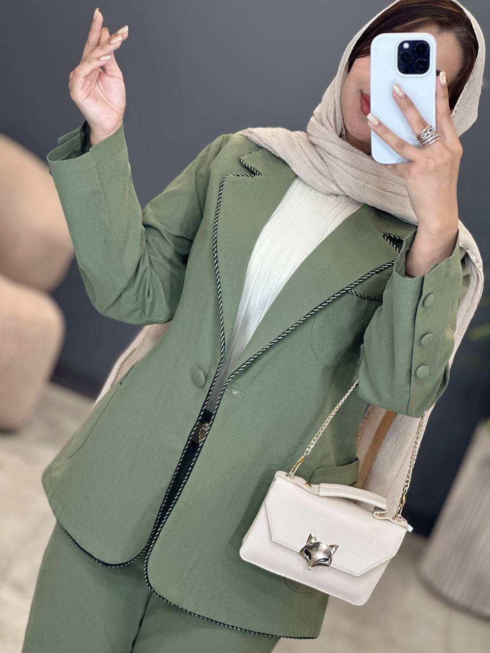 1534- کت و شلوار لینن مغزی دوزی