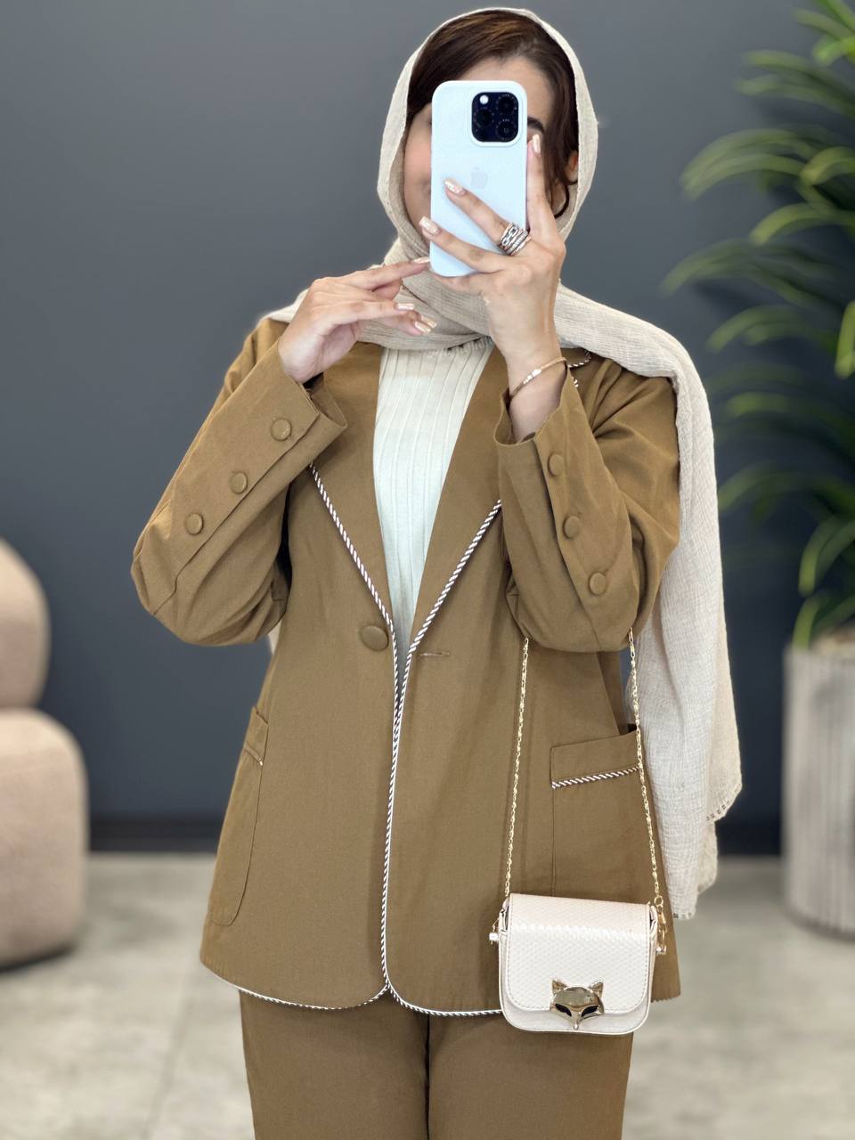 1534- کت و شلوار لینن مغزی دوزی