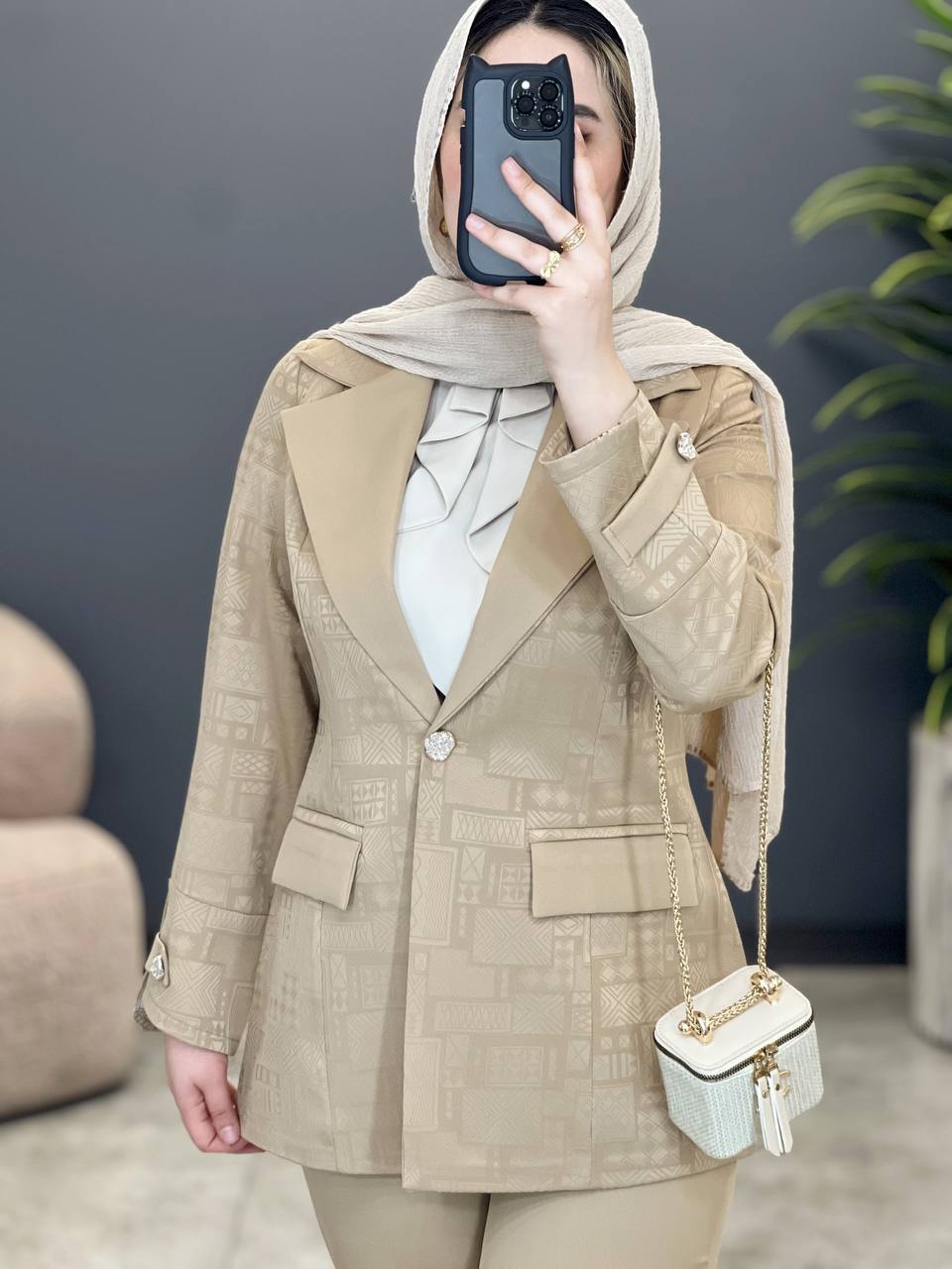 1535- کت و شلوار آستین دکمه