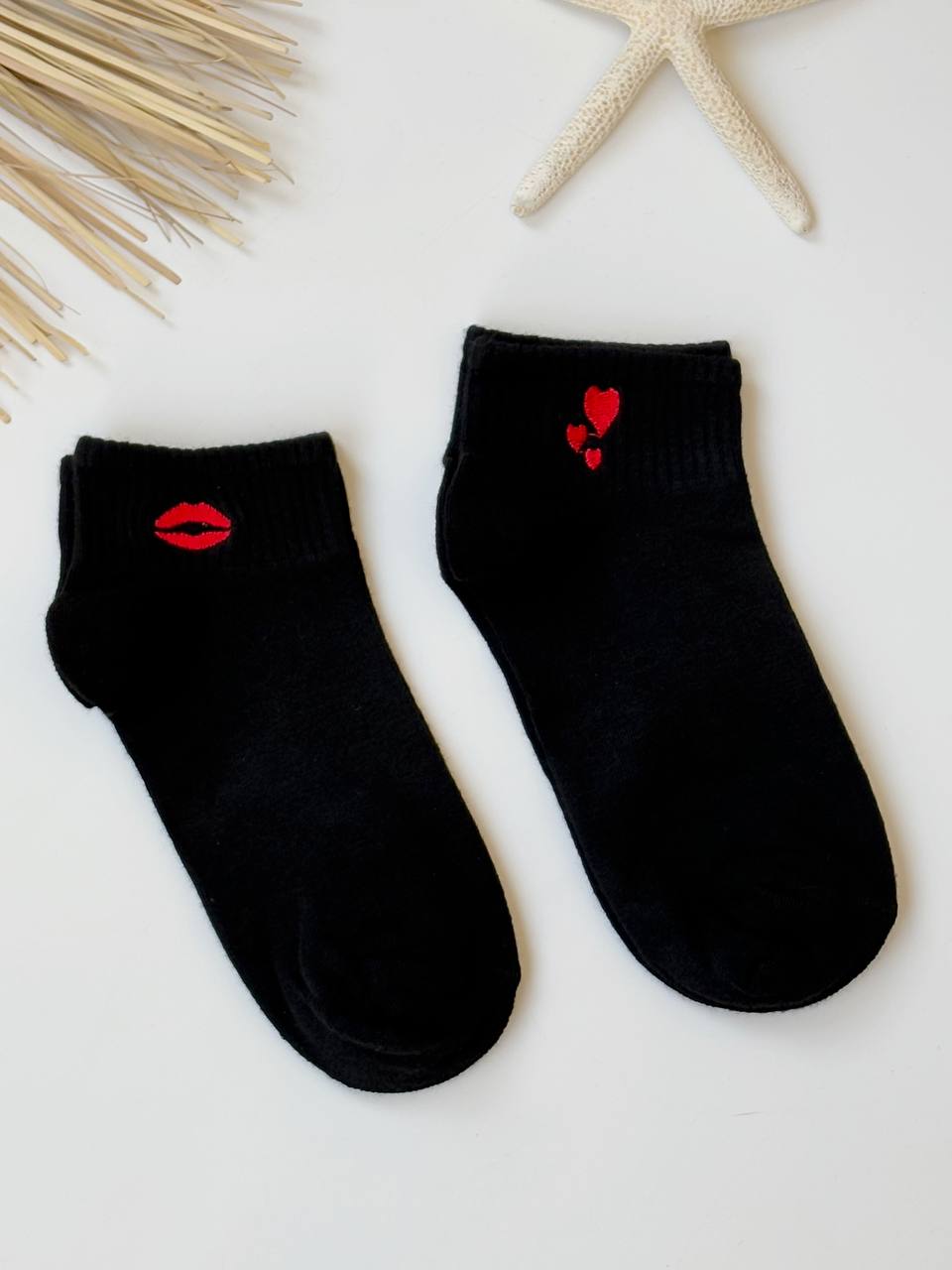 1553- جوراب جیو گلدوزی