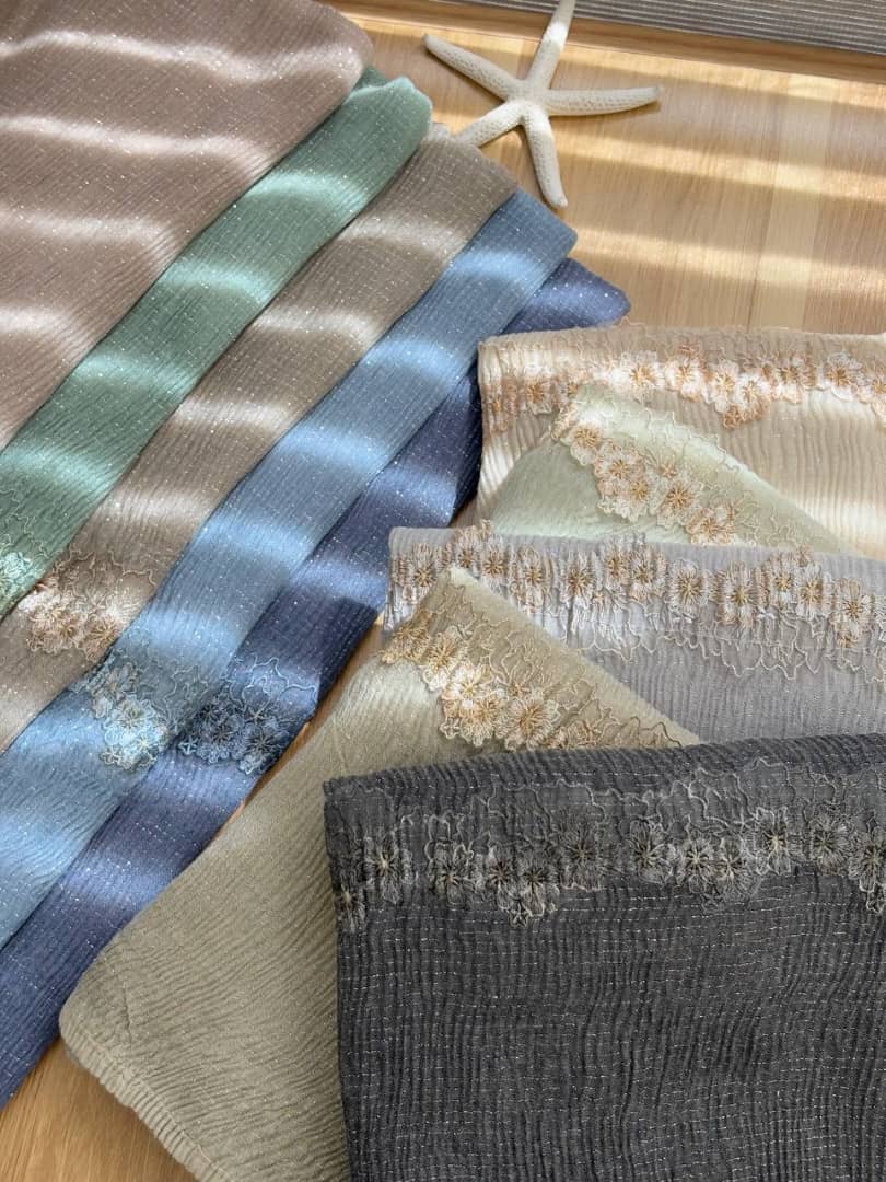 1576- شال پلیسه نخ شاین