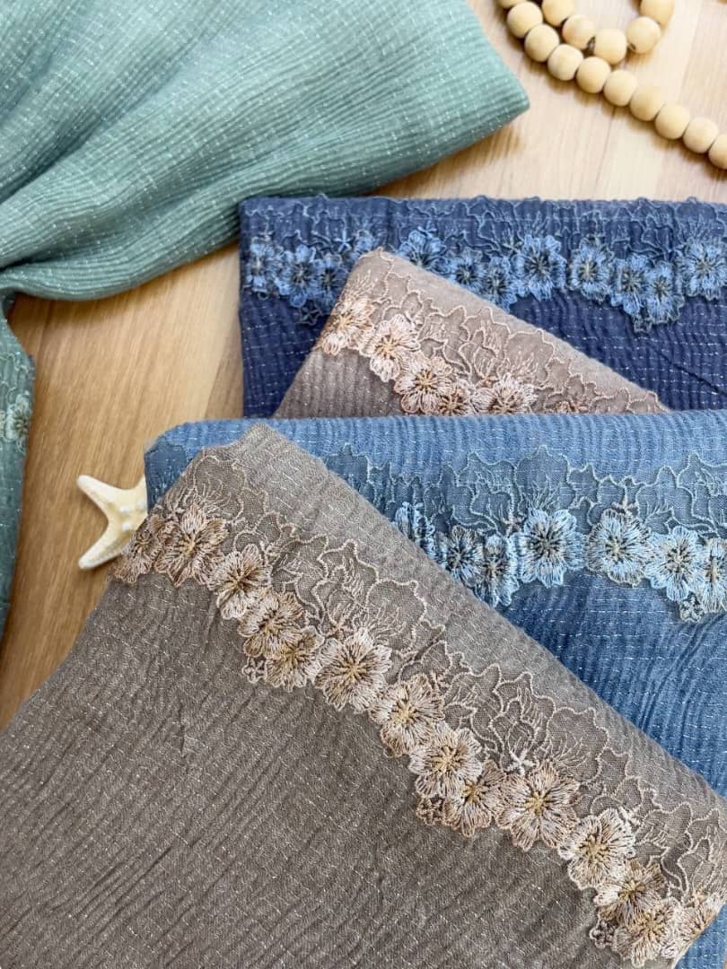 1576- شال پلیسه نخ شاین