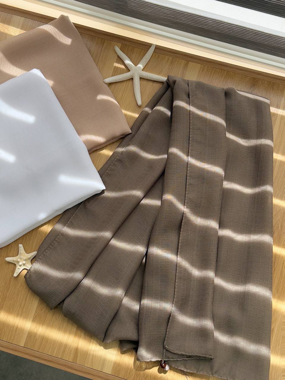 1593- شال لینن ساینا