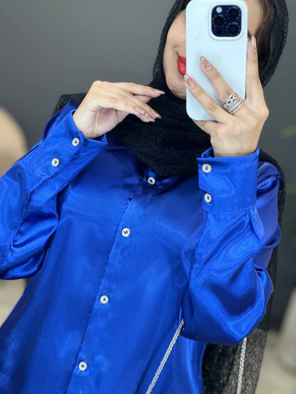 1610- شومیز ساتن جلو دکمه