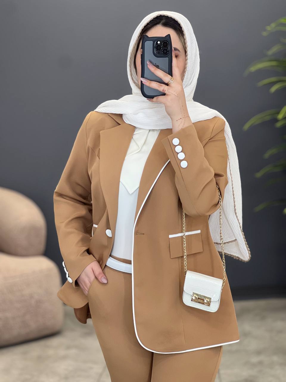 1623- کت و شلوار زرین