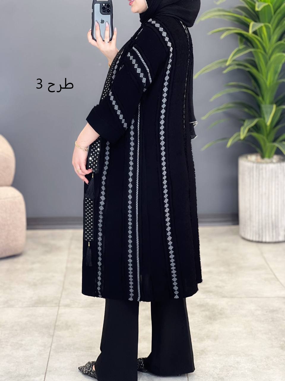 1645-مانتو حریر ژاکارد