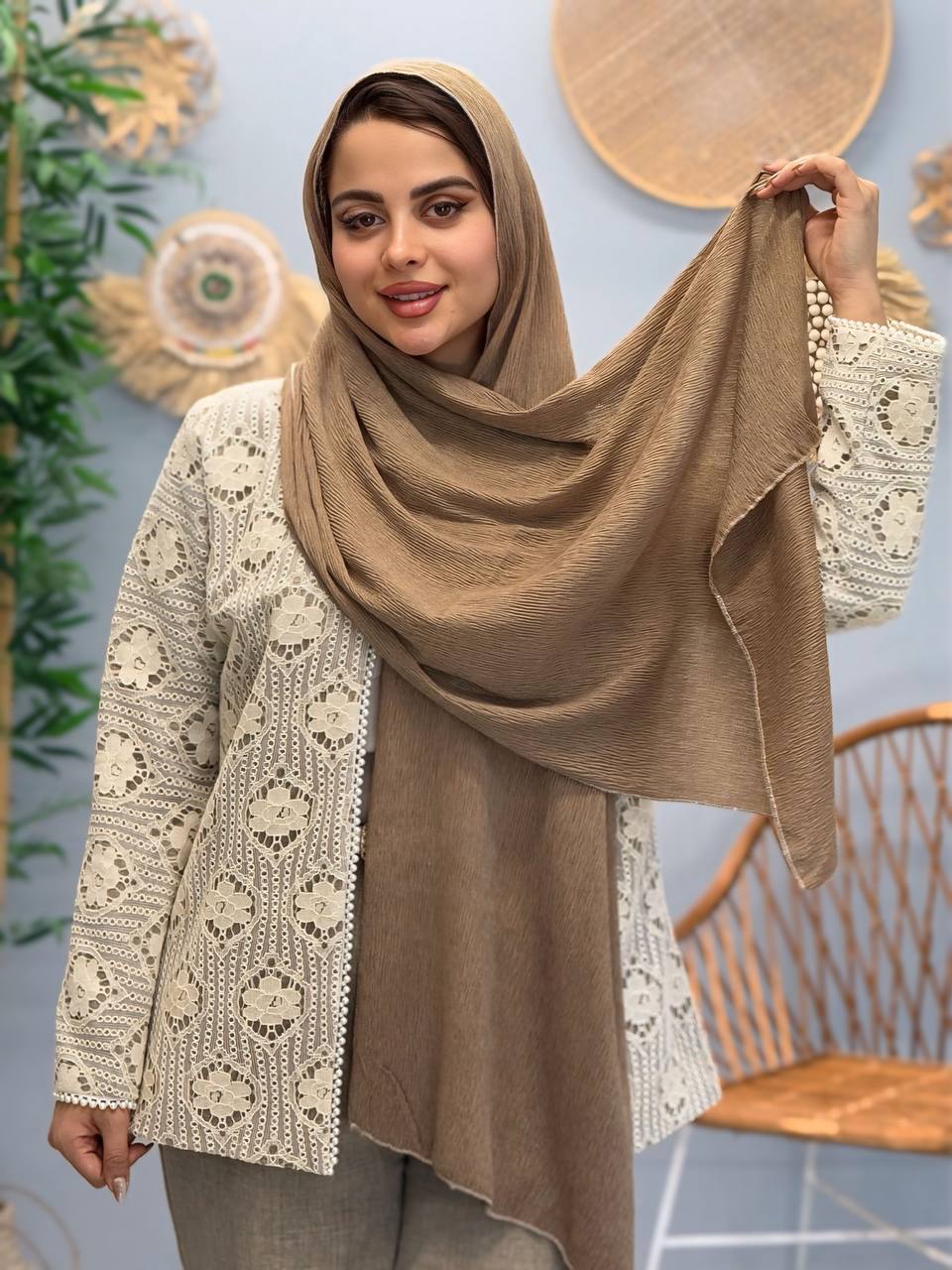 1686- شال کاملیا