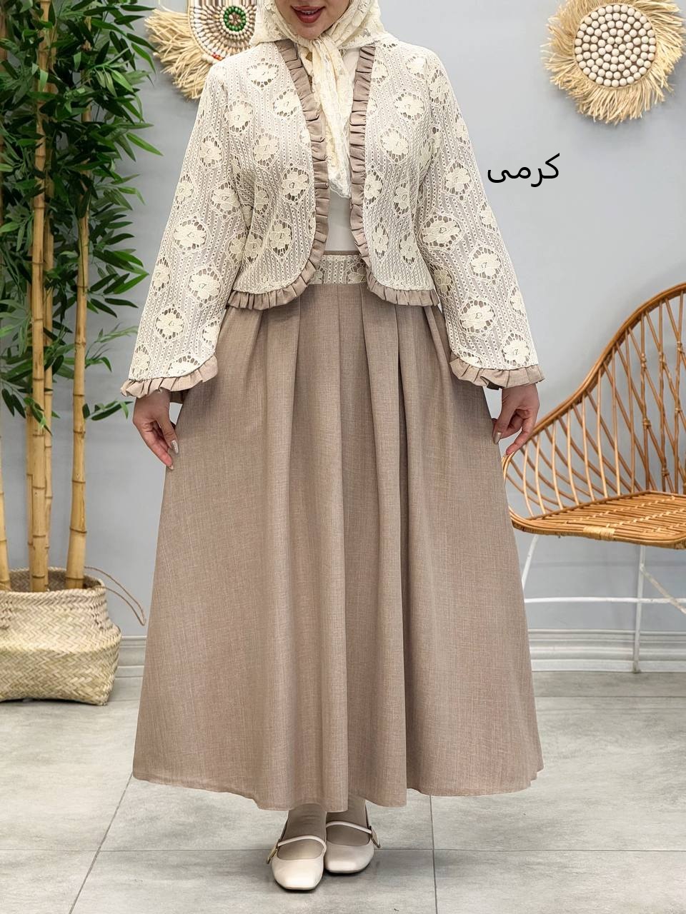 1699- کت و دامن دلسا