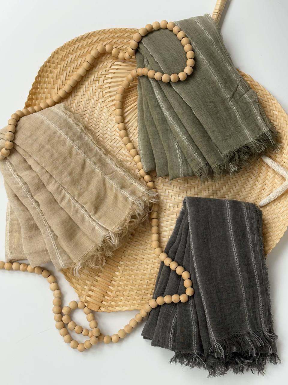 1731- شال کنفی راه راه