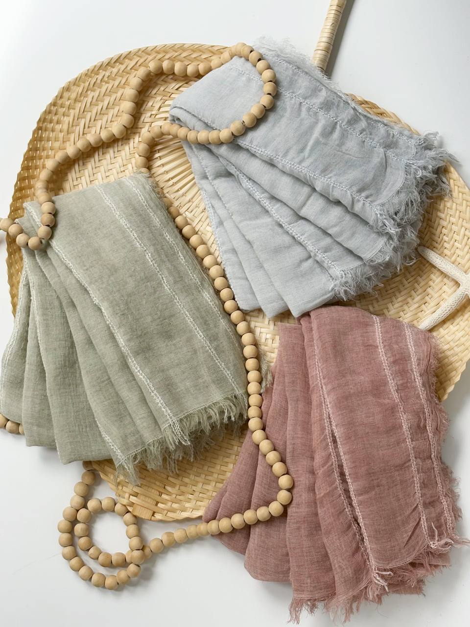 1731- شال کنفی راه راه