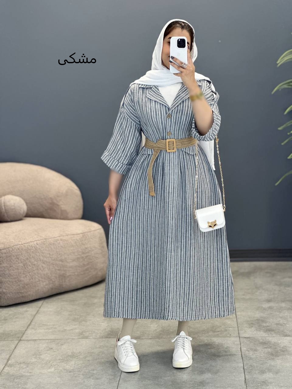 1736- کفتان مزونی رز