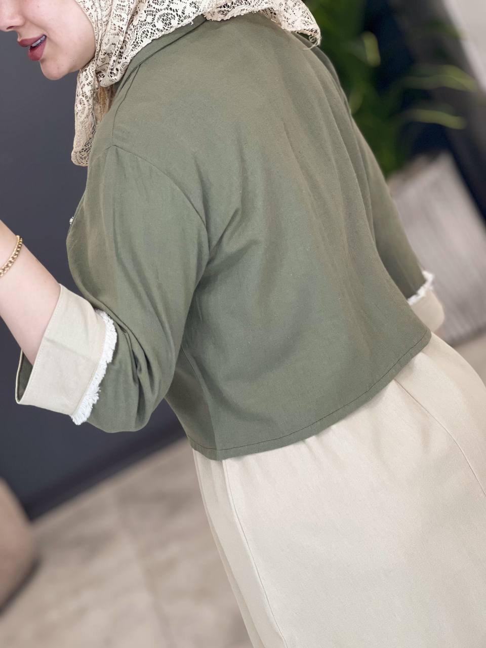 1390- کت و سارافون حنا