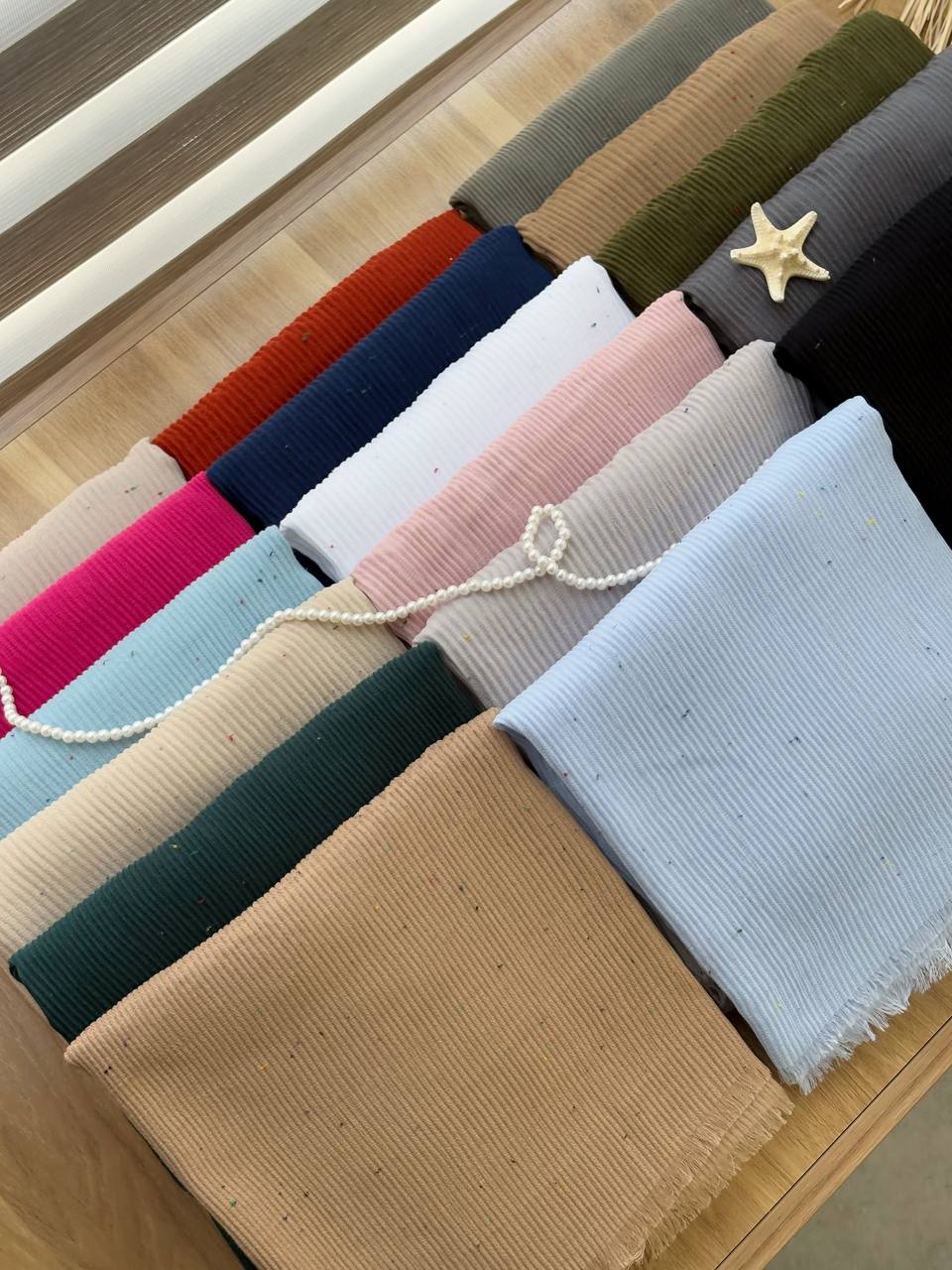 1756- شال آمیتیس