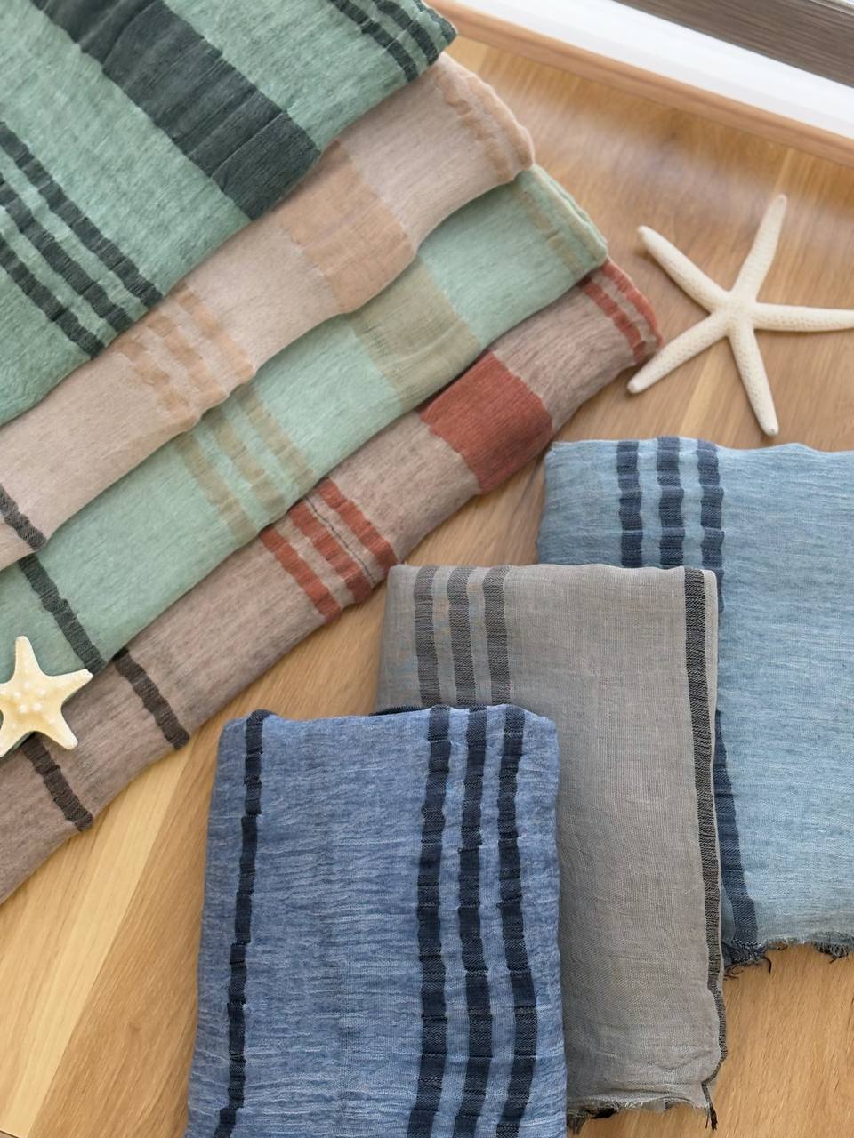 1761- شال راه راه ساده