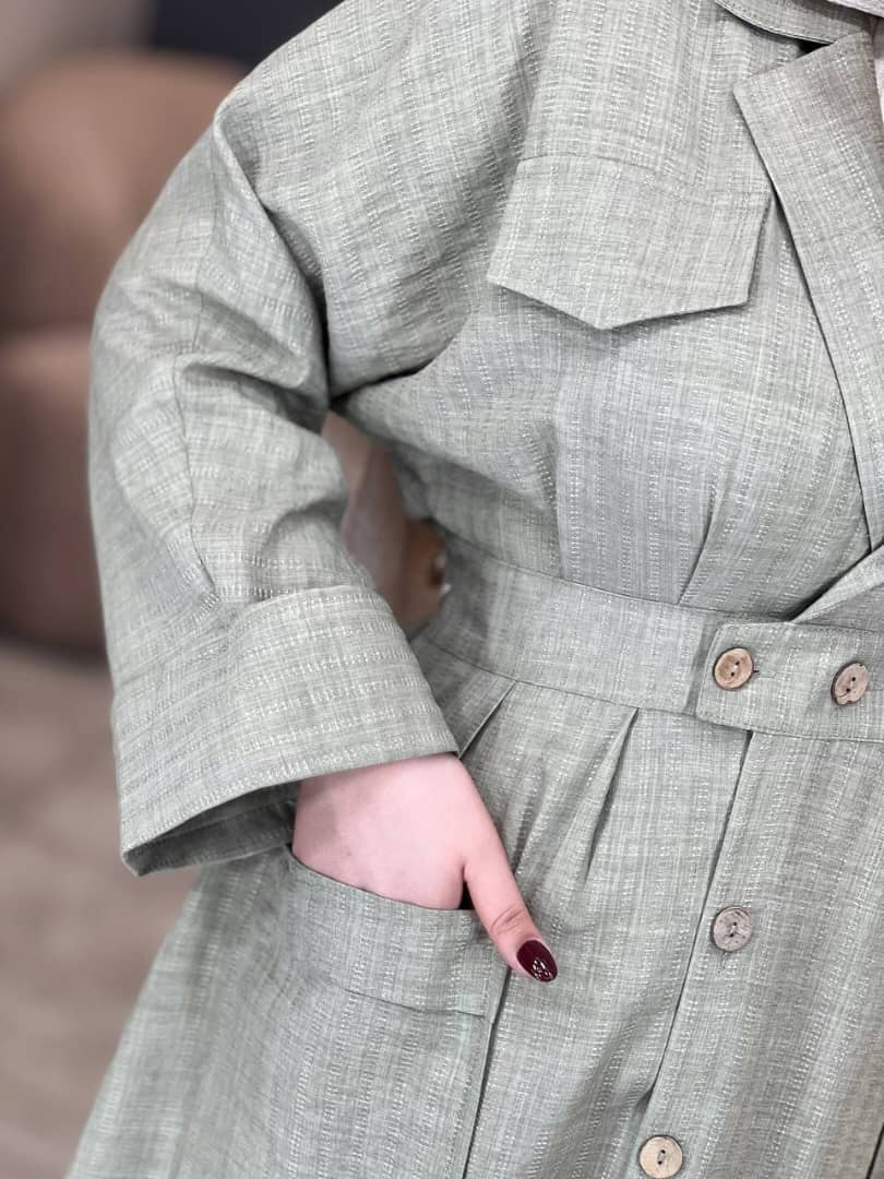 1783- مانتو مزونی یقه انگلیسی