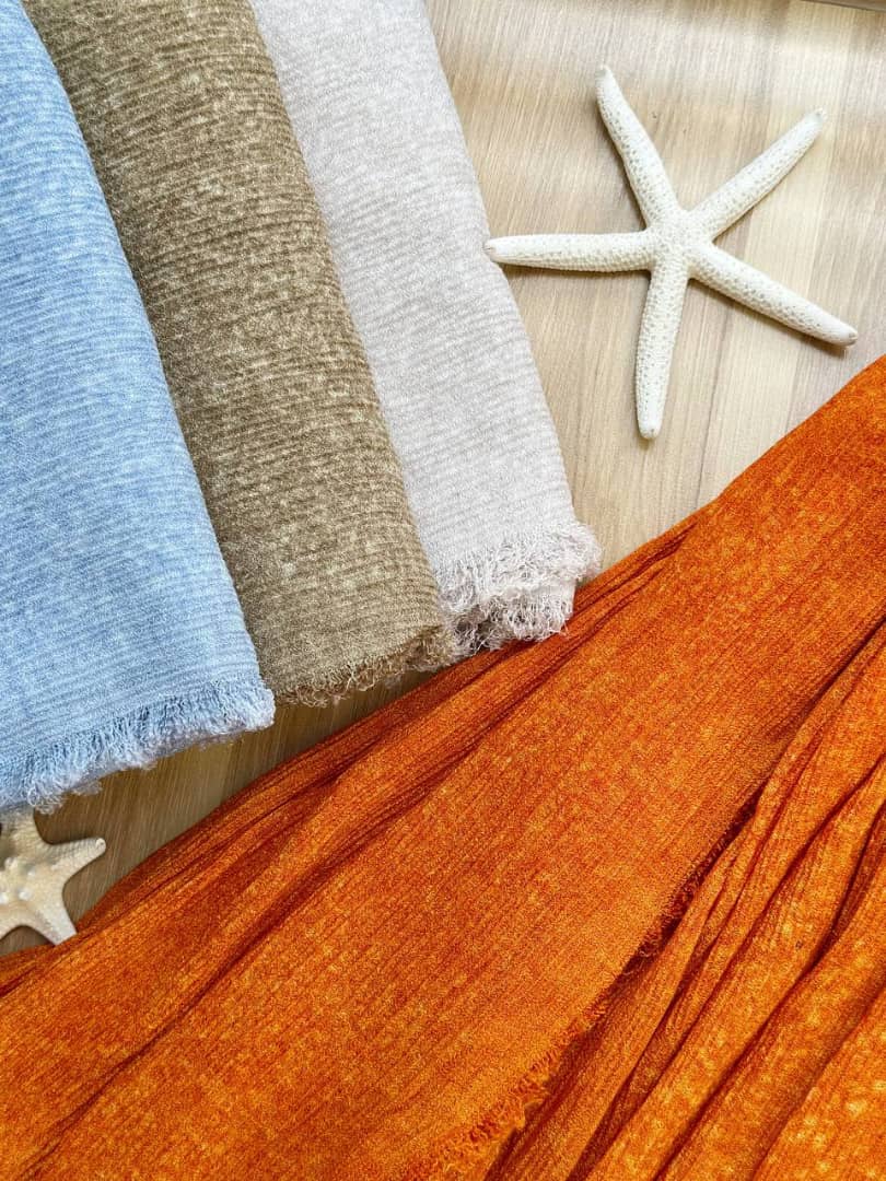 1805- شال لبه ریش پلیسه