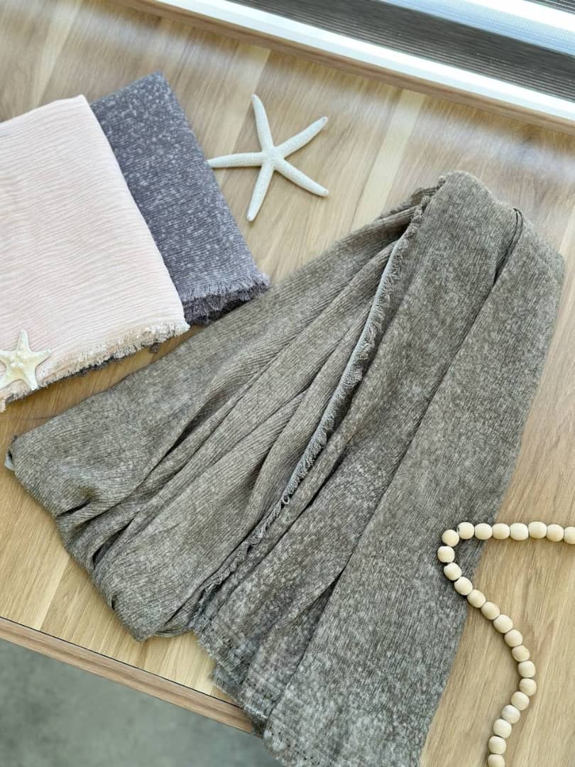 1805- شال لبه ریش پلیسه