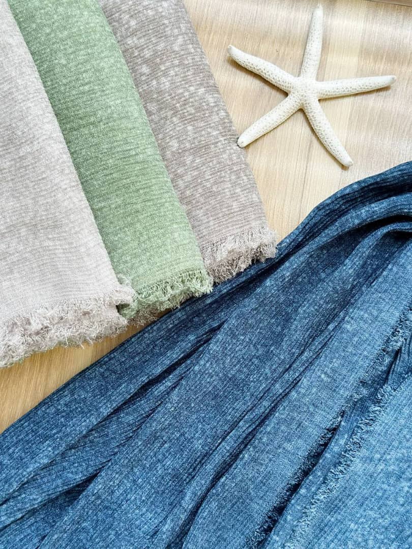 1805- شال لبه ریش پلیسه