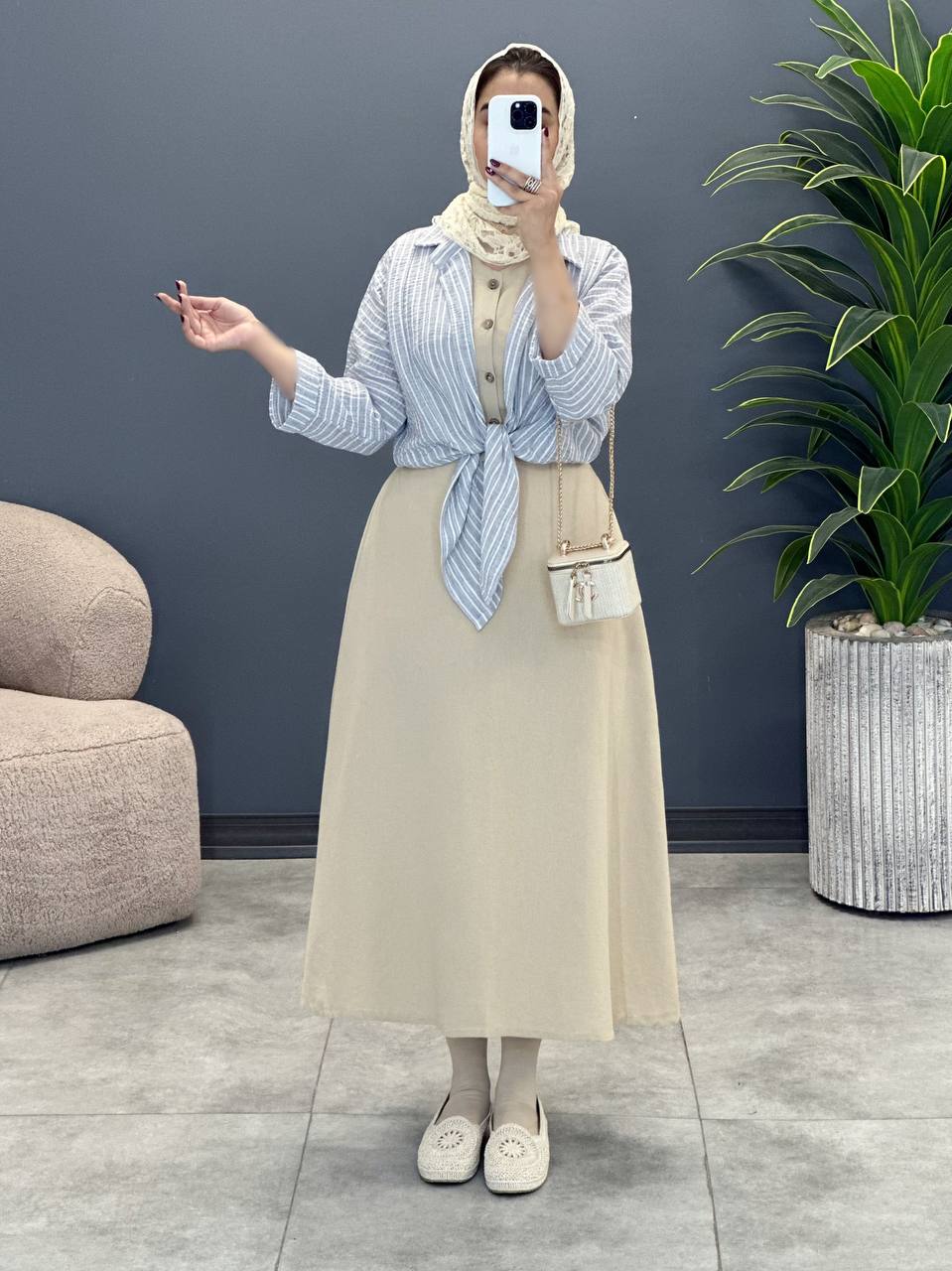 1809- کت و سارافون آیدا