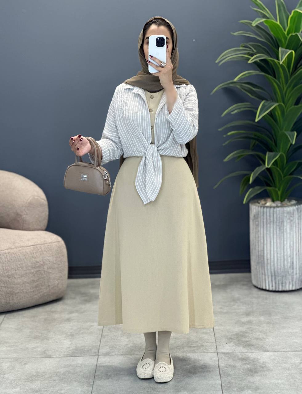 1809- کت و سارافون آیدا