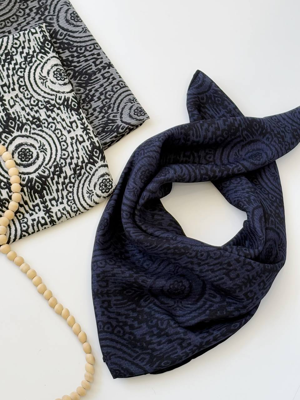 1814- روسری ژاکارد دست دوز