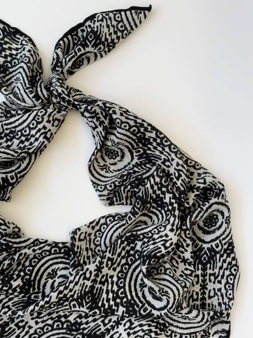 1814- روسری ژاکارد دست دوز