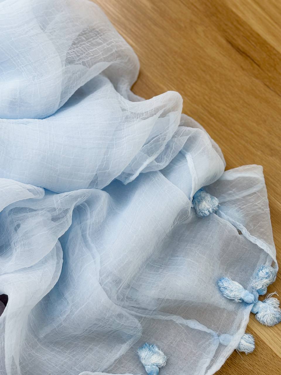 1817- شال منگوله دار