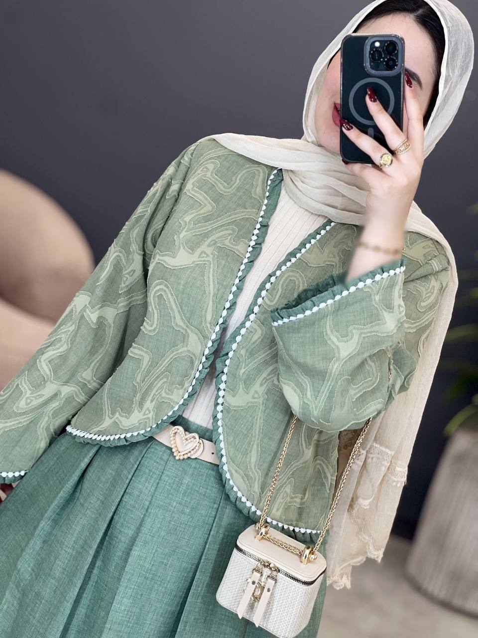 2006-کت و دامن دینا